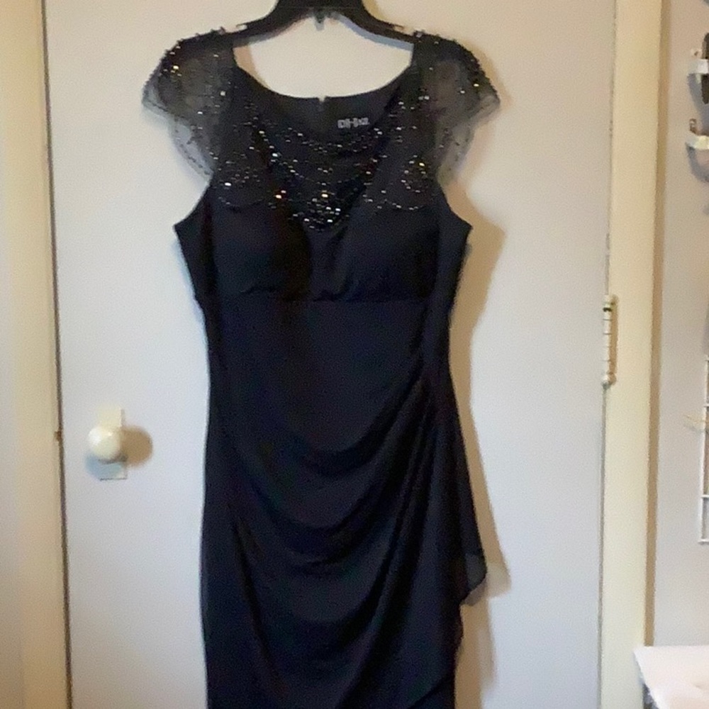 Women’s dress, navy blue.